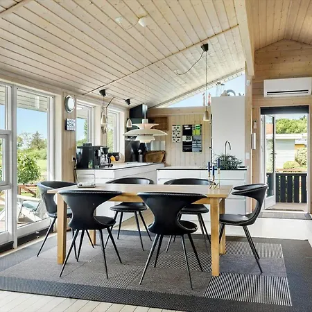 84256-ronde-strandvejen-108 Feriehus