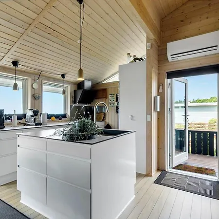 84256-ronde-strandvejen-108 Semesterbostad Rønde